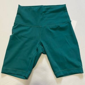 Lululemon Shorts- Wunder Train HR, 8”
